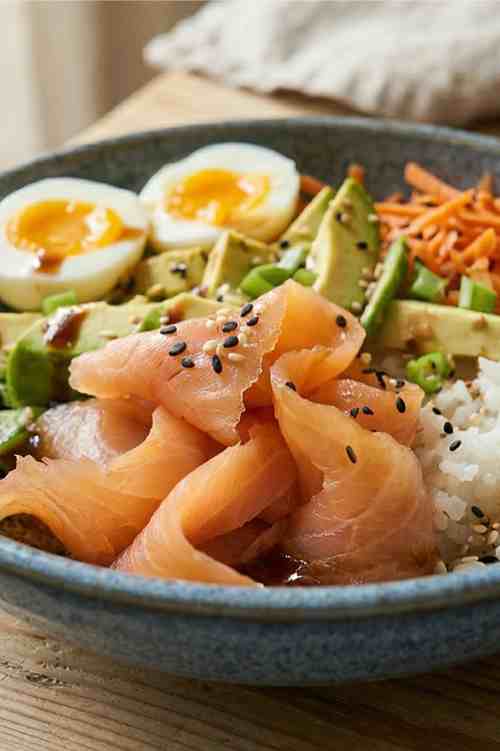 Easy Smoked Salmon Bowls Recipe – Best Salmon Rice Bowl with Fresh Toppings